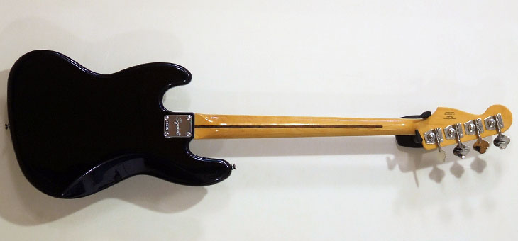Fender - CV 70-s Jazz Blk
