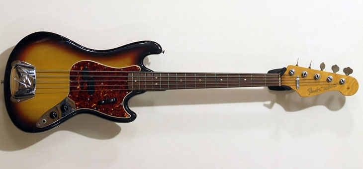 Fender - 1966 Bass V