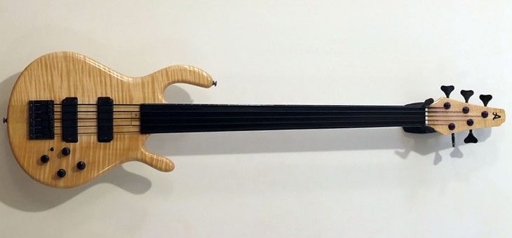 André van der End - Fretless 5 neck through used